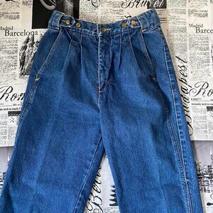 Rigoletto vintage 80s Women's dark wash high waist tapered leg jeans denim